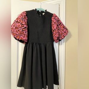 Dress size Large with tag attached w/button no price tag was attached